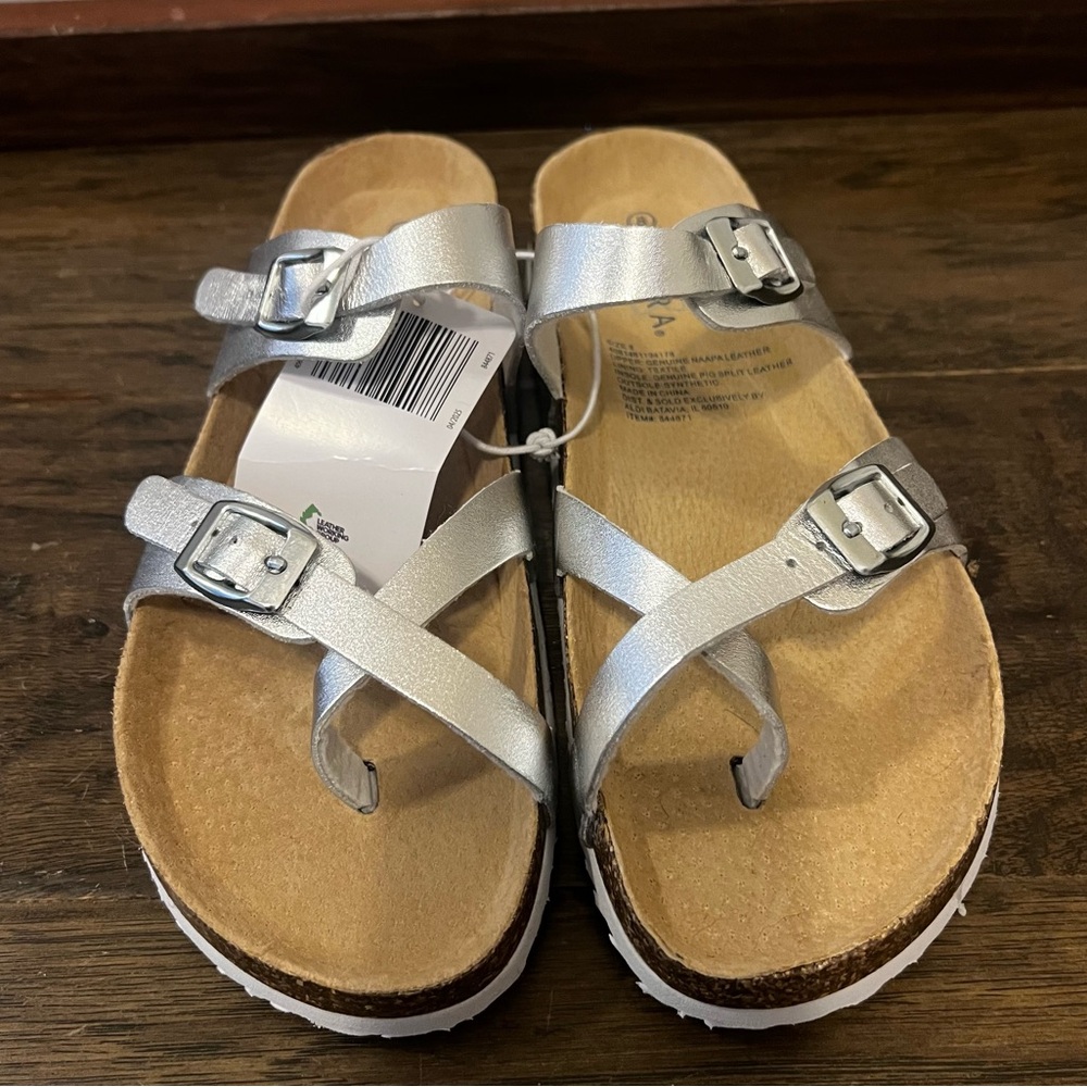 Serra Women’s Metallic Silver Leather Footbed Sandals